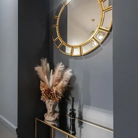 Apartment Brand New 4 Bedroom 2,5 Bath , Lux , *