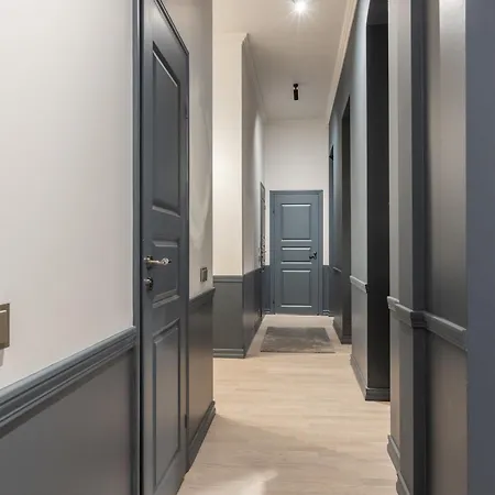 Apartment Brand New 4 Bedroom 2,5 Bath , Lux ,